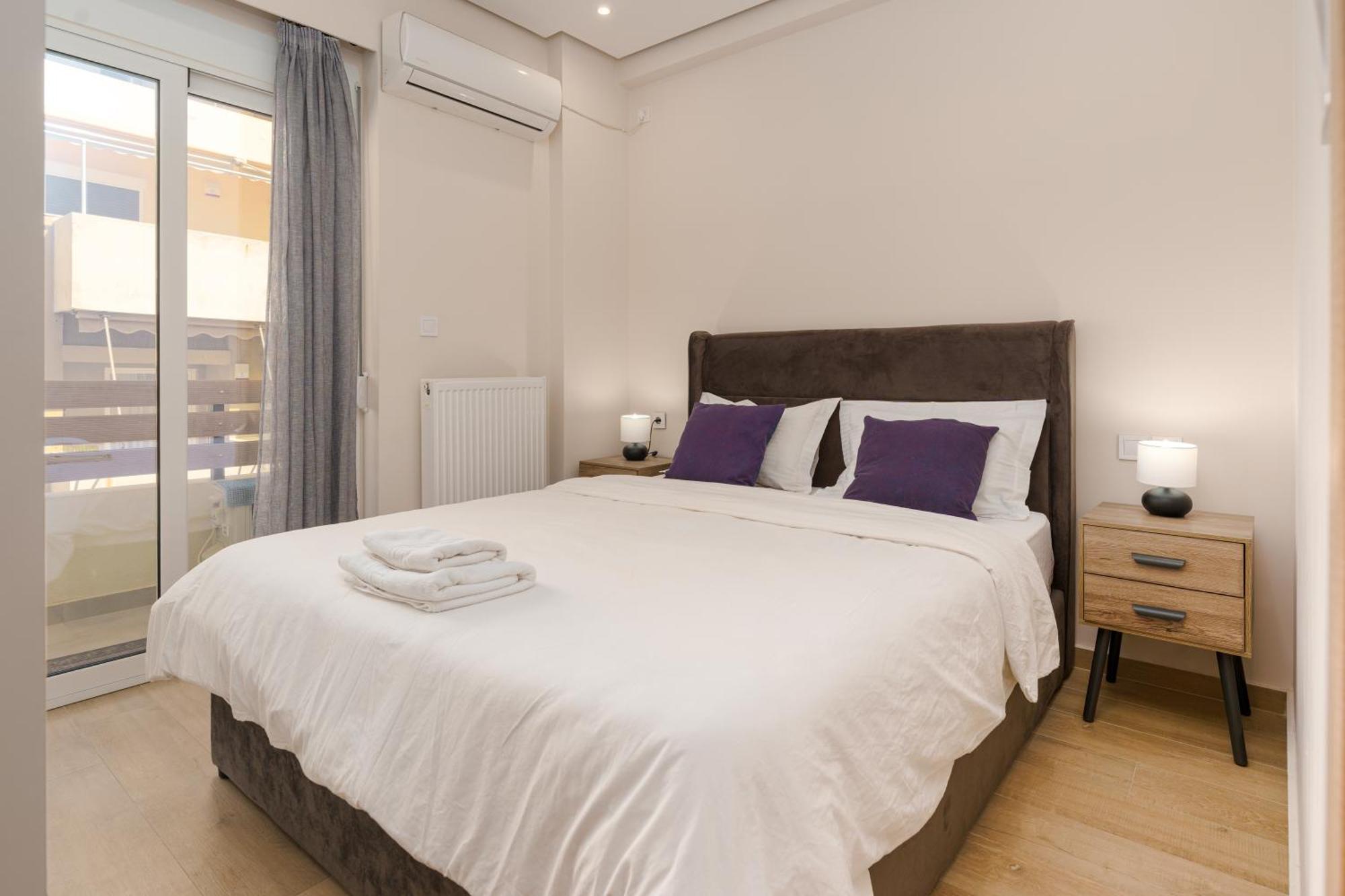 Chic Apartment Near Acropolis Атина Екстериор снимка